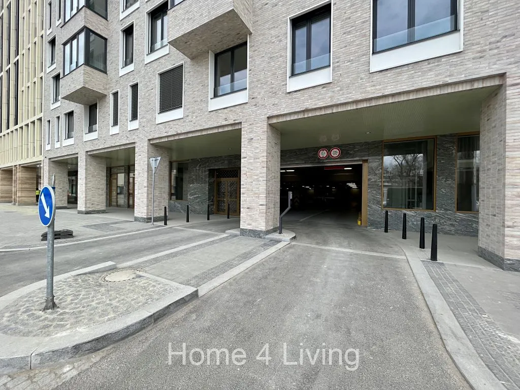 Pronájem garážového stání 12 m²